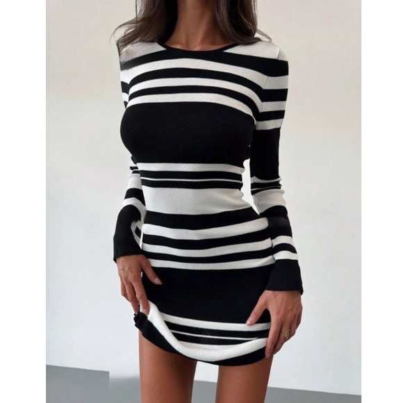 Striped Fitted Knitted Mini Sweater Dress - Picture 4 of 7